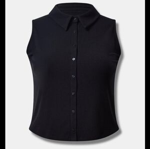 Torrid fitted vneck crop top